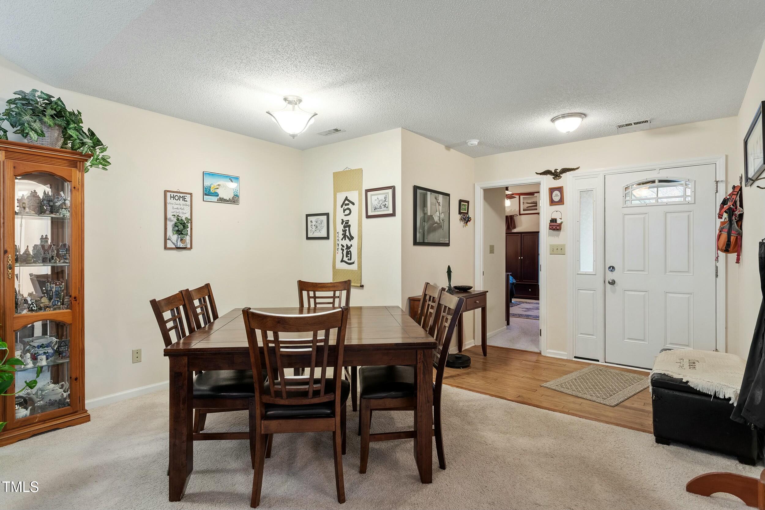 11821 Fairlie Place Raleigh, NC 27613 - Photo 5 of 34 tempImagelbqRjb