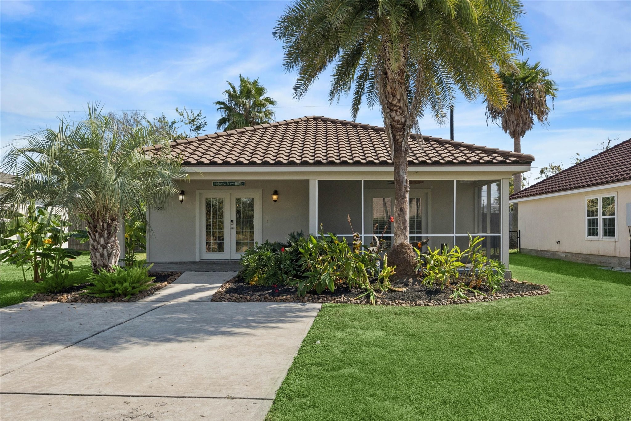 282 Debbie Lane San Leon, TX 77539 - Photo 2 of 29 front view of house with a yard