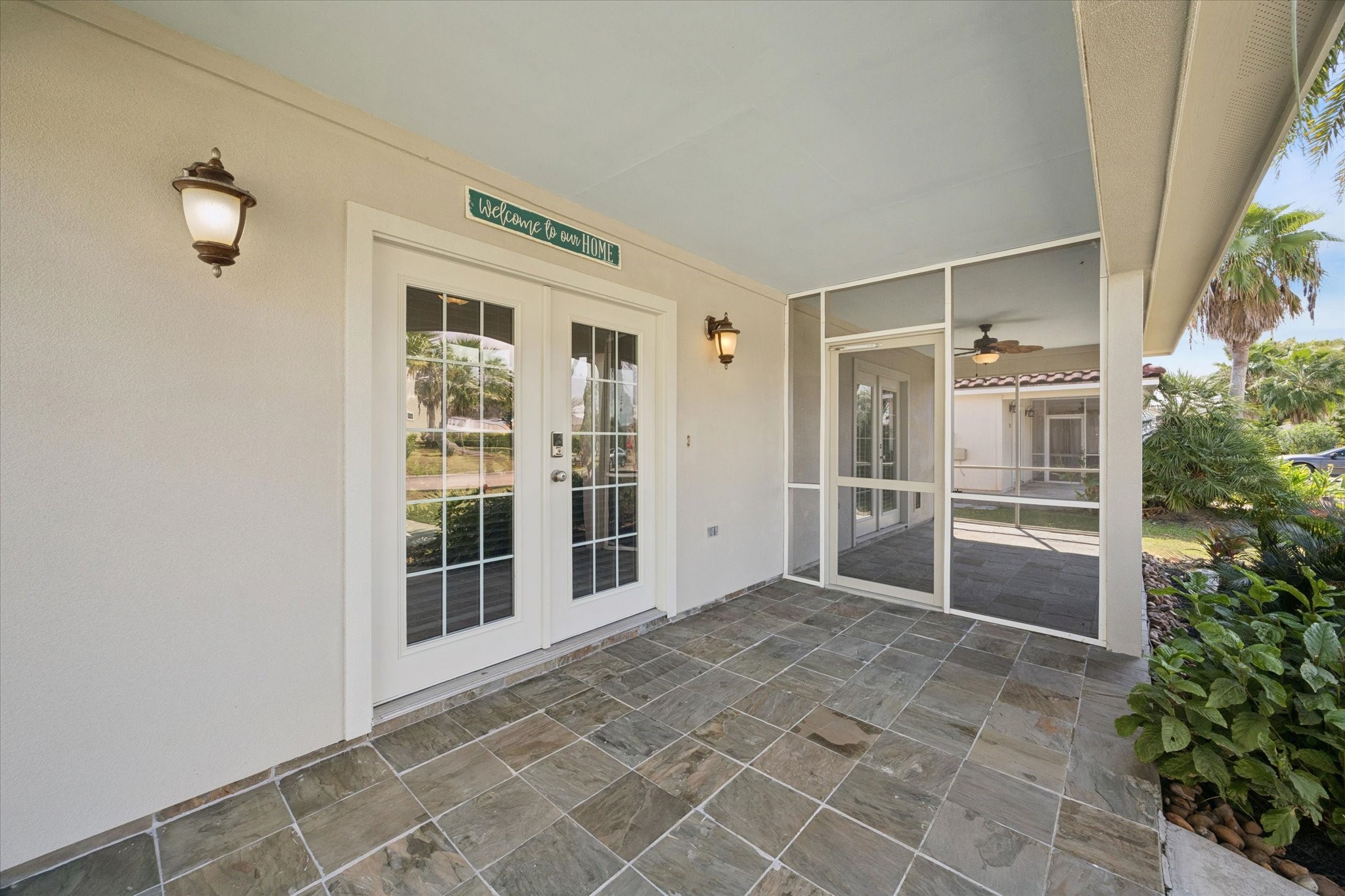 282 Debbie Lane San Leon, TX 77539 - Photo 4 of 29 an empty room with windows