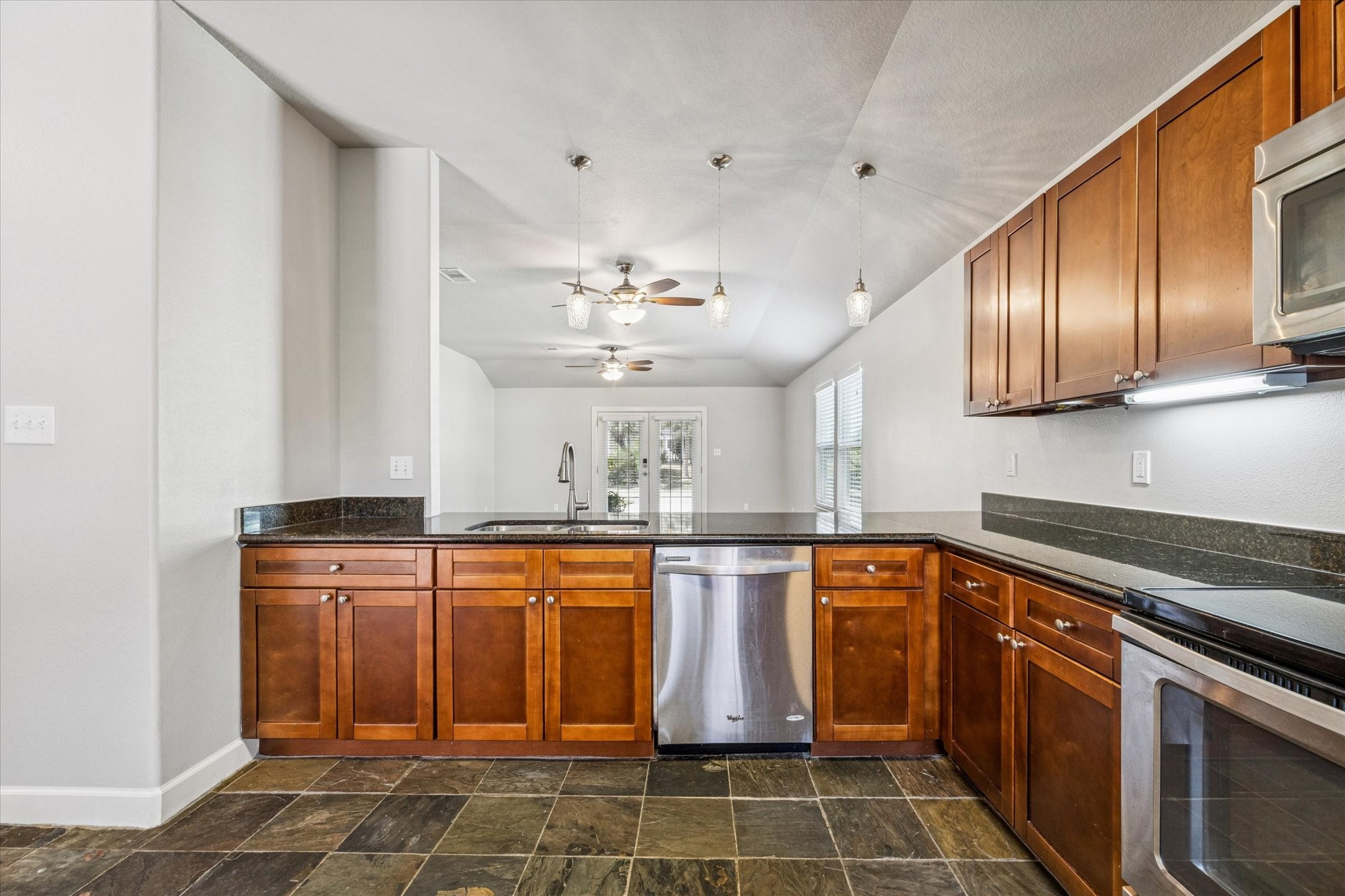 282 Debbie Lane San Leon, TX 77539 - Photo 10 of 29 a kitchen with stainless steel appliances a sink stove and cabinets