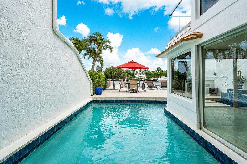 628 Southeast 5th Street, Unit 4 Delray Beach, FL 33483 - Photo 16 of 55 CF6ED03B-6F99-4238-93AC-132EF00E0AEA