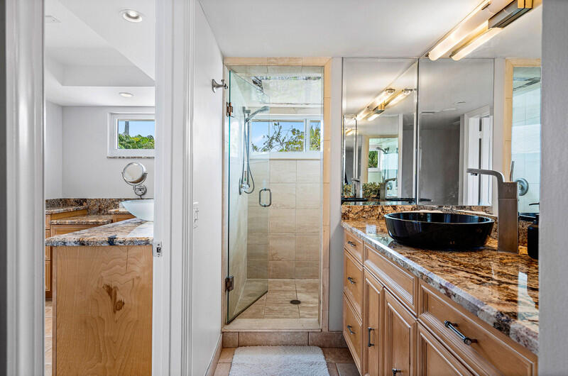 628 Southeast 5th Street, Unit 4 Delray Beach, FL 33483 - Photo 33 of 55 6A448E5B-44ED-4053-A0E2-093A5F1E267A