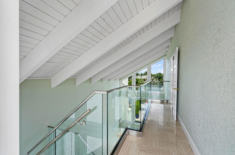628 Southeast 5th Street, Unit 4 Delray Beach, FL 33483 - Photo 45 of 55 4C754EF5-2F12-4342-8884-6187AD2109F8