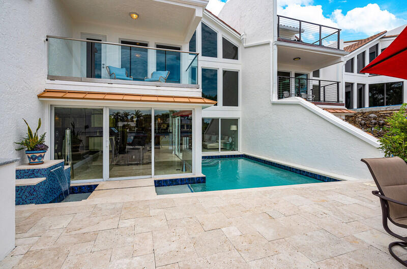 628 Southeast 5th Street, Unit 4 Delray Beach, FL 33483 - Photo 10 of 55 7EF736E0-8B5A-4807-B118-5B3DD05A5BE2