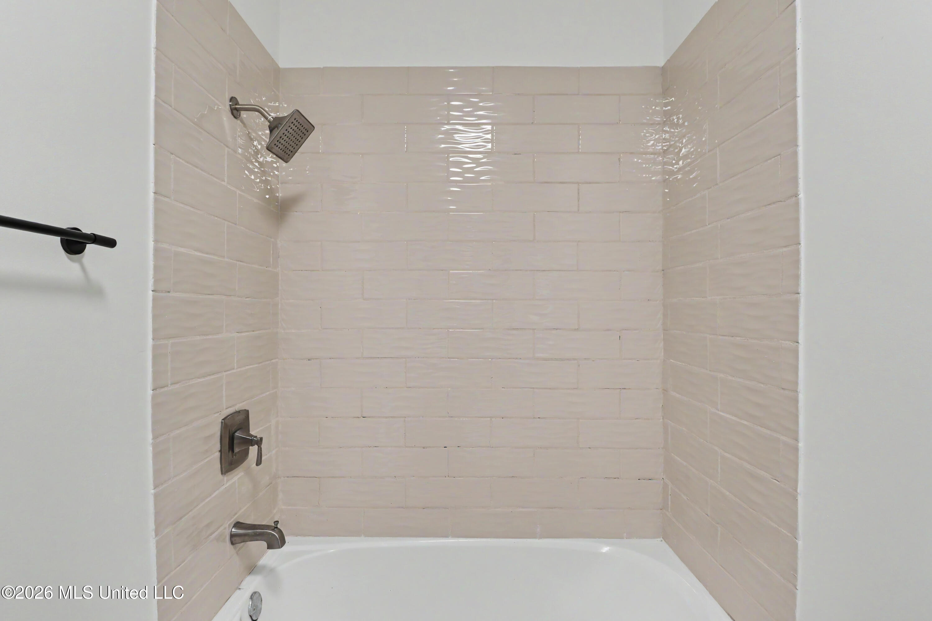 9424 Daisy Vestry Road, Unit 5 Biloxi, MS 39532 - Photo 7 of 9 McClelland (7)