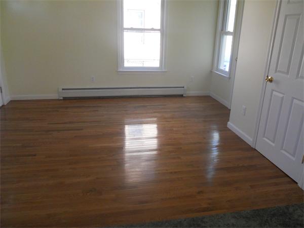 236 Tyler Street Springfield, MA 01109 - Photo 5 of 7 Gallery Image 5