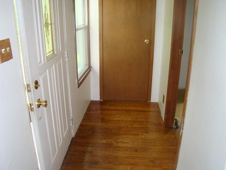 18870 Sumpter Road Belleville, MI 48111 - Photo 2 of 34 Photo 2