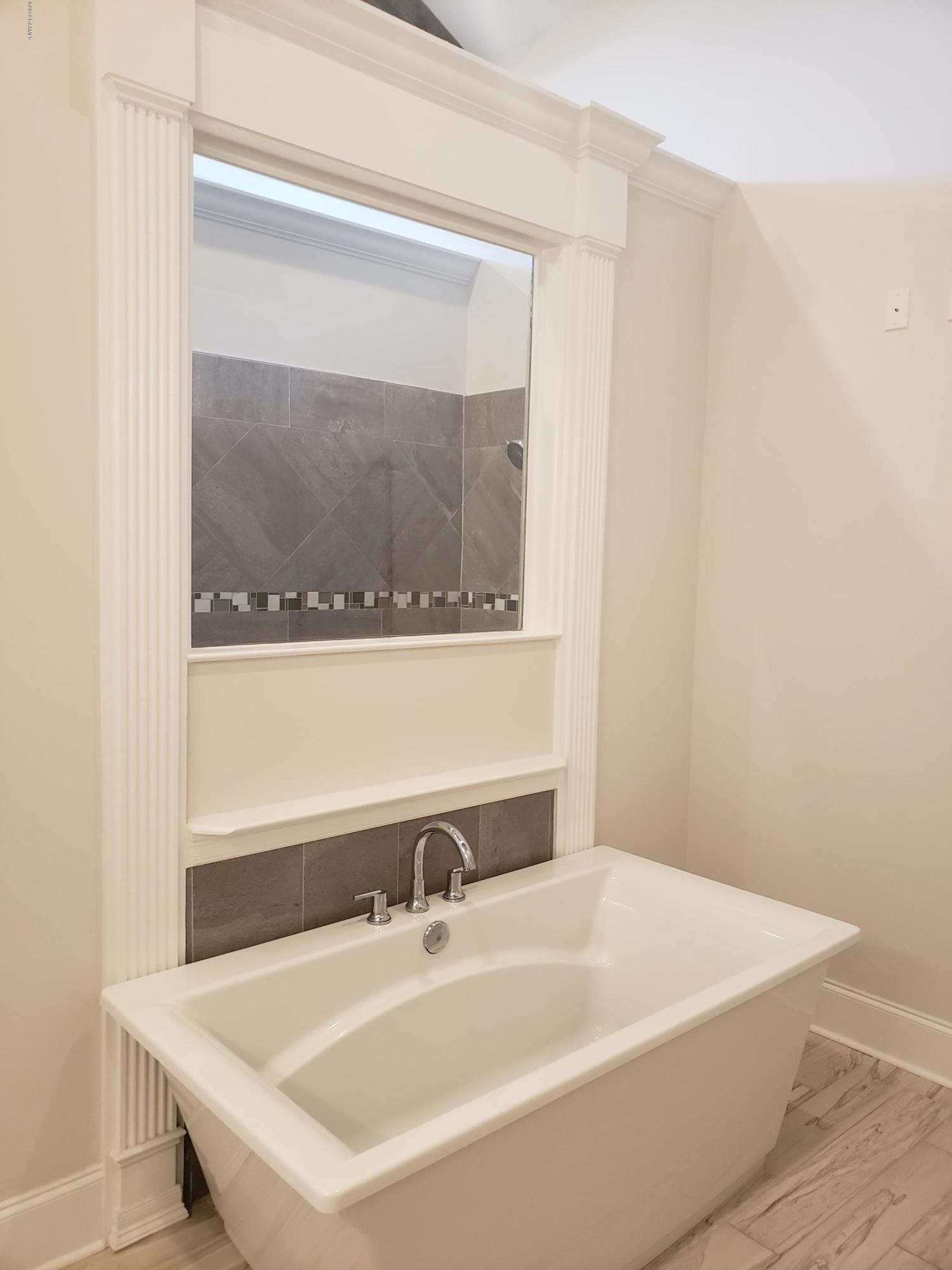 305 Habitat Ridge Broussard, LA 70518 - Photo 21 of 26 20190812_081508
