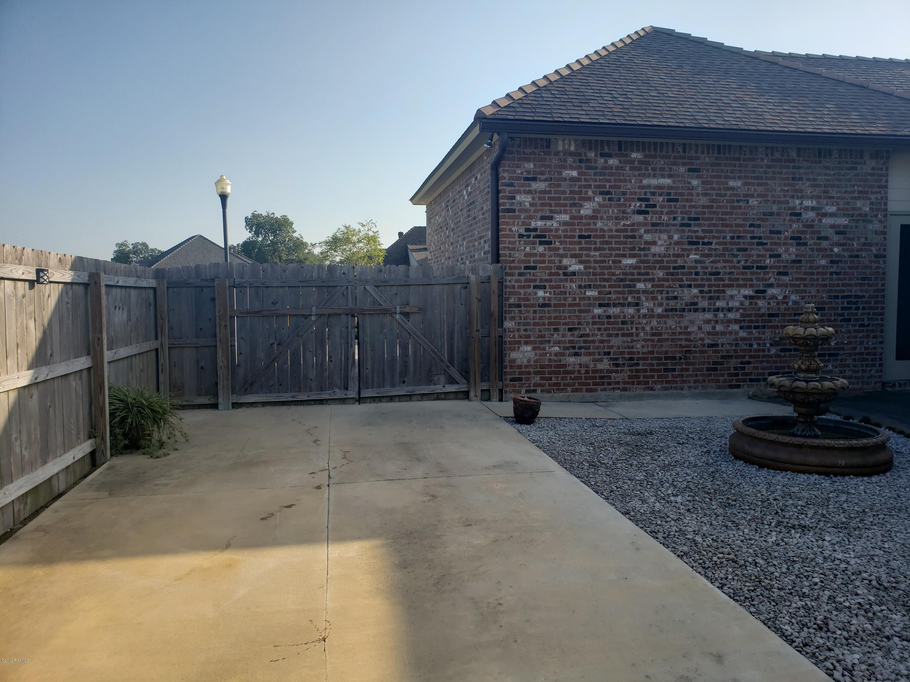 305 Habitat Ridge Broussard, LA 70518 - Photo 26 of 26 20190812_081622