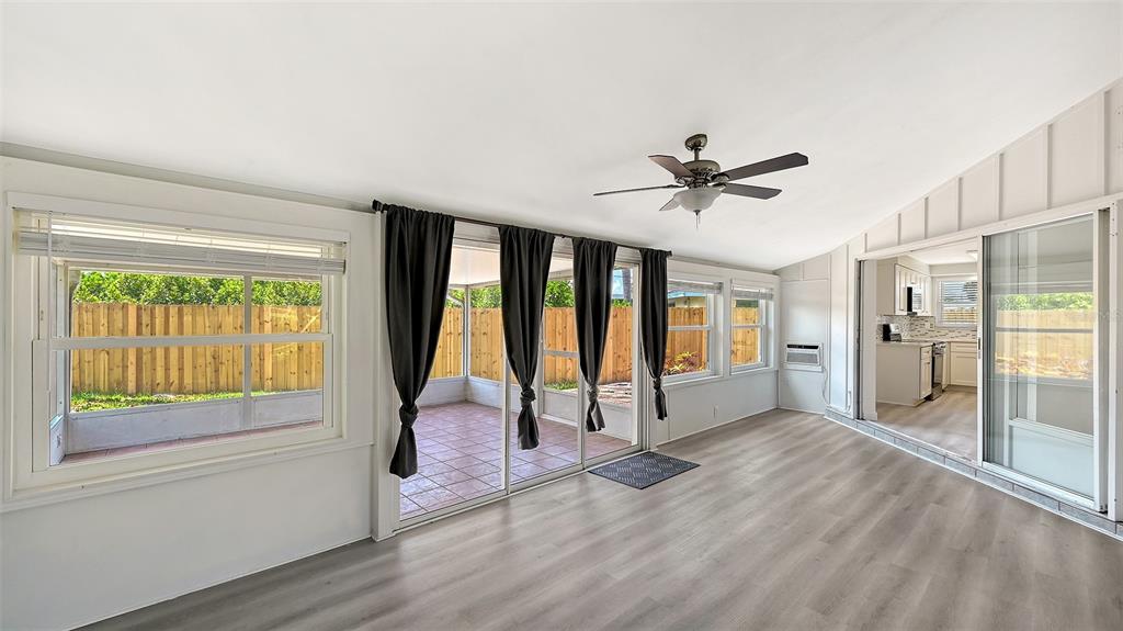 2512 Post Road Sarasota, FL 34231 - Photo 17 of 35