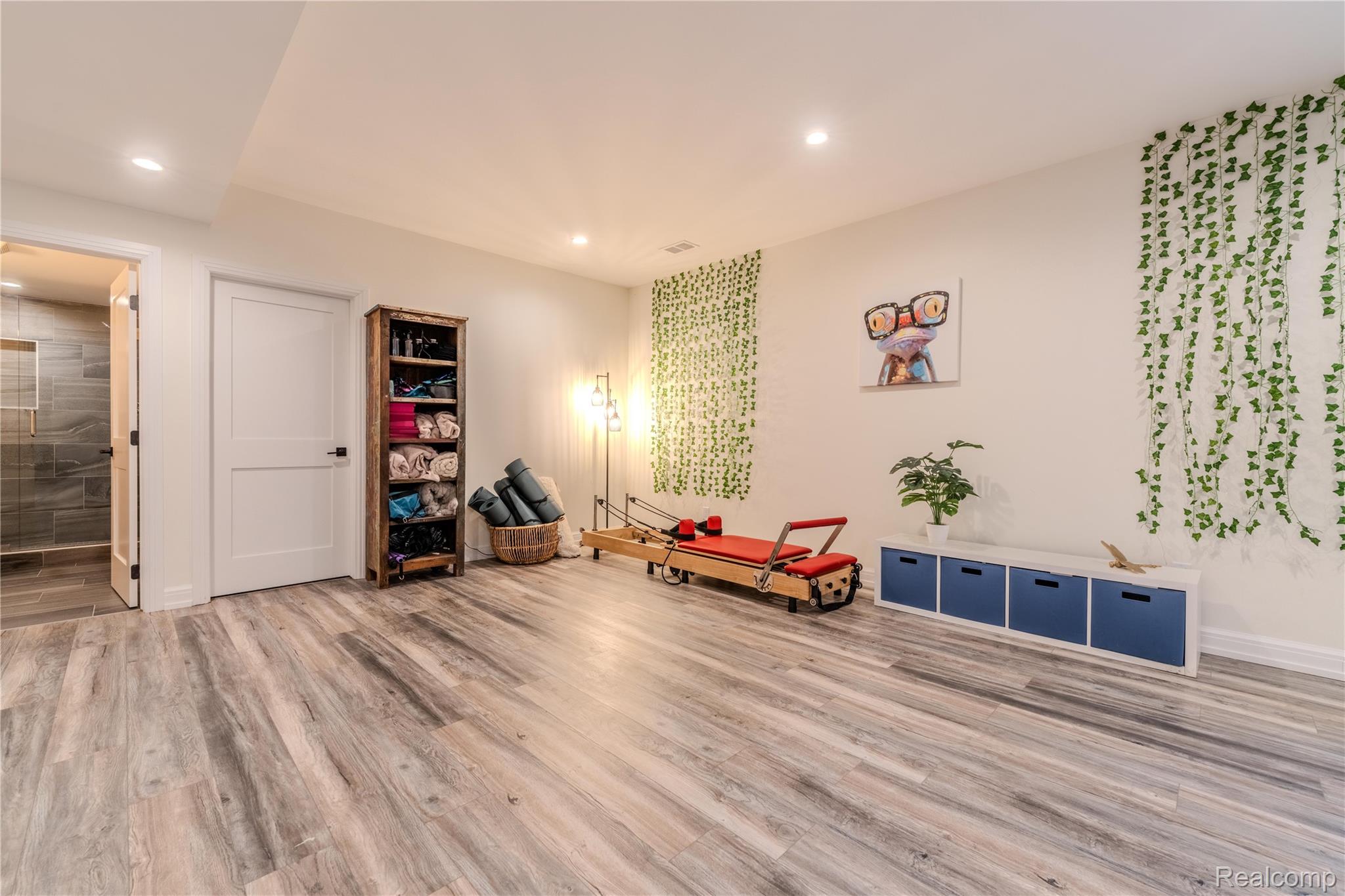 2135 Manchester Road Birmingham, MI 48009 - Photo 41 of 49 2135 Manchester Rd-31.jpg