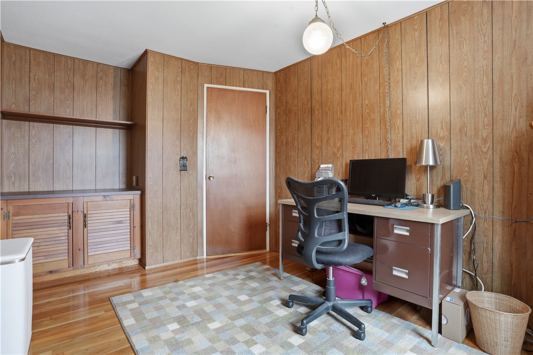 191 Nimitz Road Woonsocket, RI 02895 - Photo 16 of 34