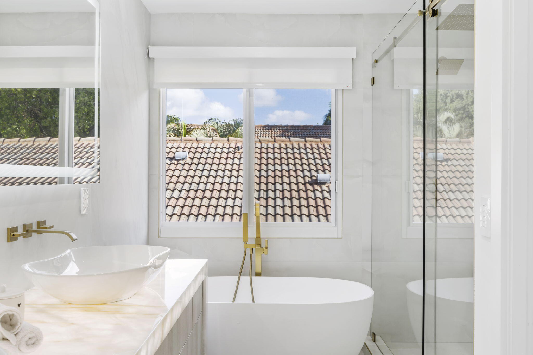 23323 La Vida Way Boca Raton, FL 33433 - Photo 21 of 38 Primary Bathroom