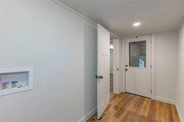 $299,950 | 704 West 76 Street, Kansas City, MO 64114