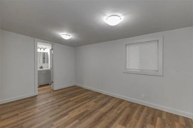 $299,950 | 704 West 76 Street, Kansas City, MO 64114