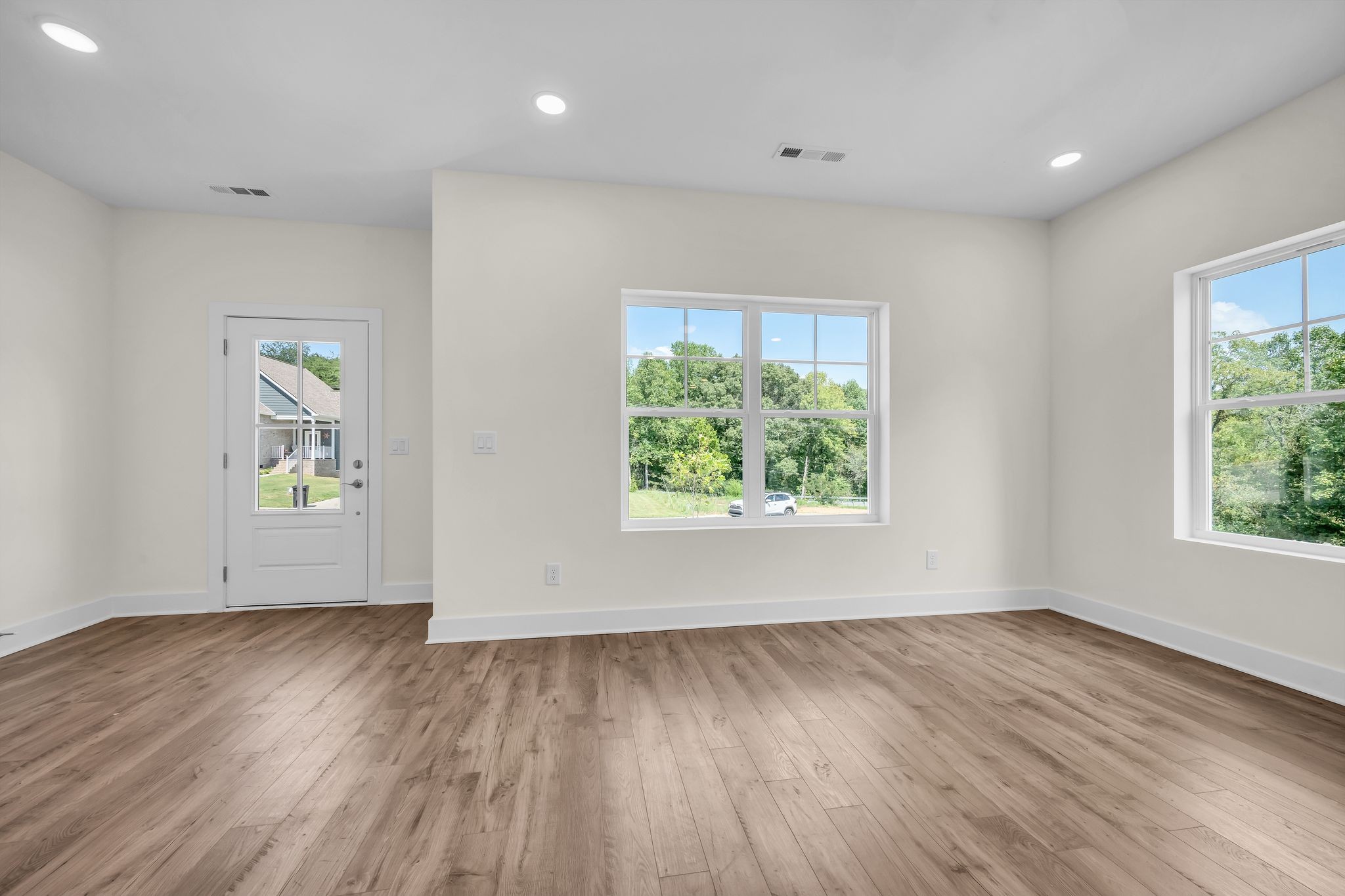 1026 Sycamore Ridge East Burns, TN 37029 - Photo 6 of 29 Gallery Image 6