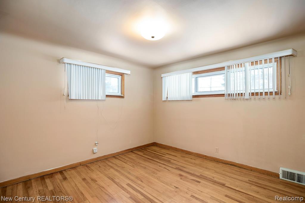 109 Michelson Road Rochester Hills, MI 48307 - Photo 34 of 44