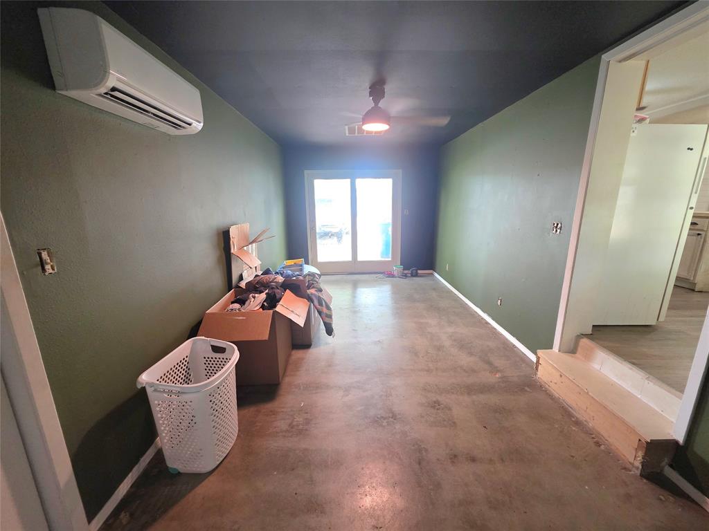 101 Mel Street Winters, TX 79567 - Photo 22 of 29
