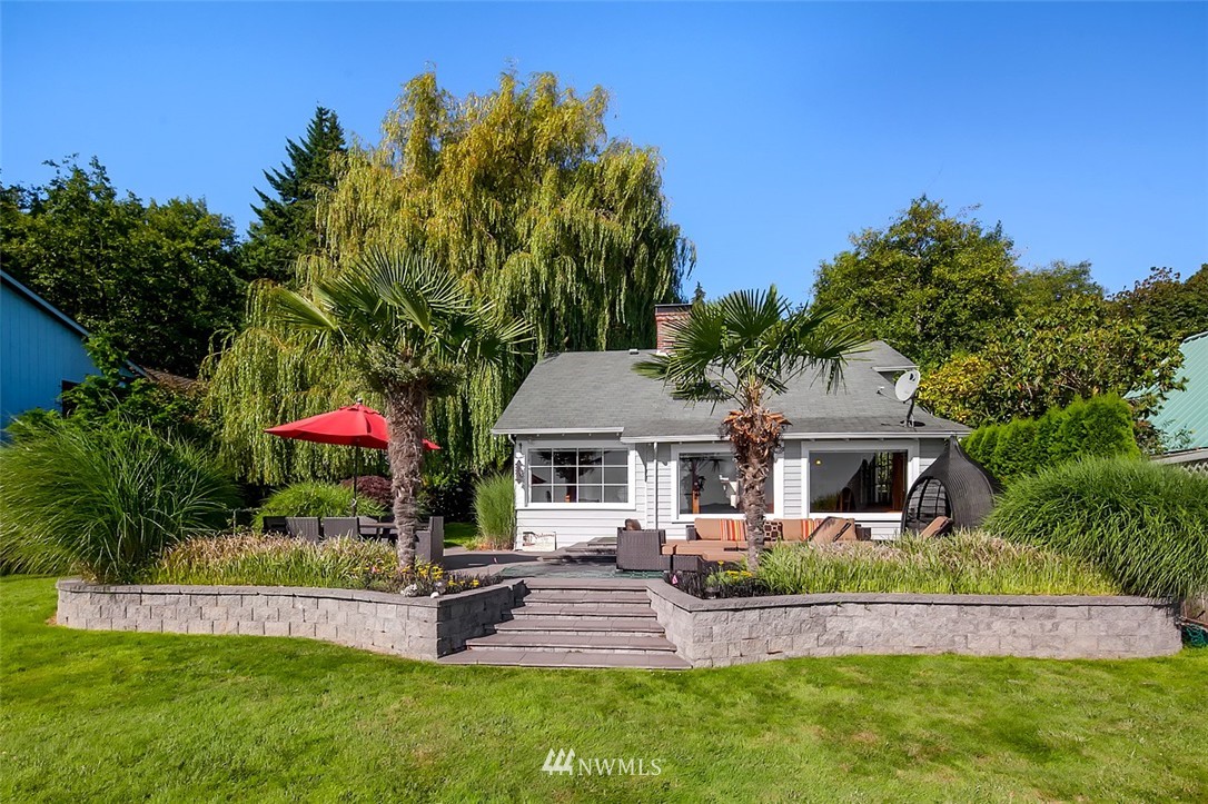 14616 Glen Acres Road Southwest Vashon, WA 98070 - Photo 2 of 24 Gallery Image 2