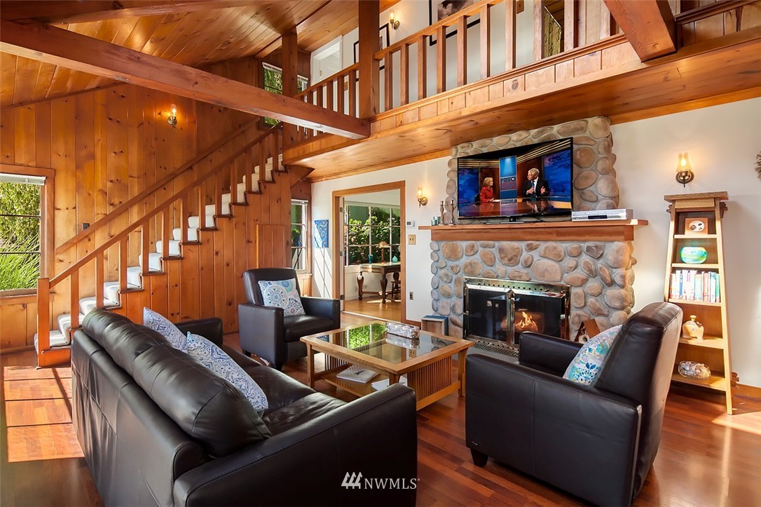 14616 Glen Acres Road Southwest Vashon, WA 98070 - Photo 10 of 24 Gallery Image 10