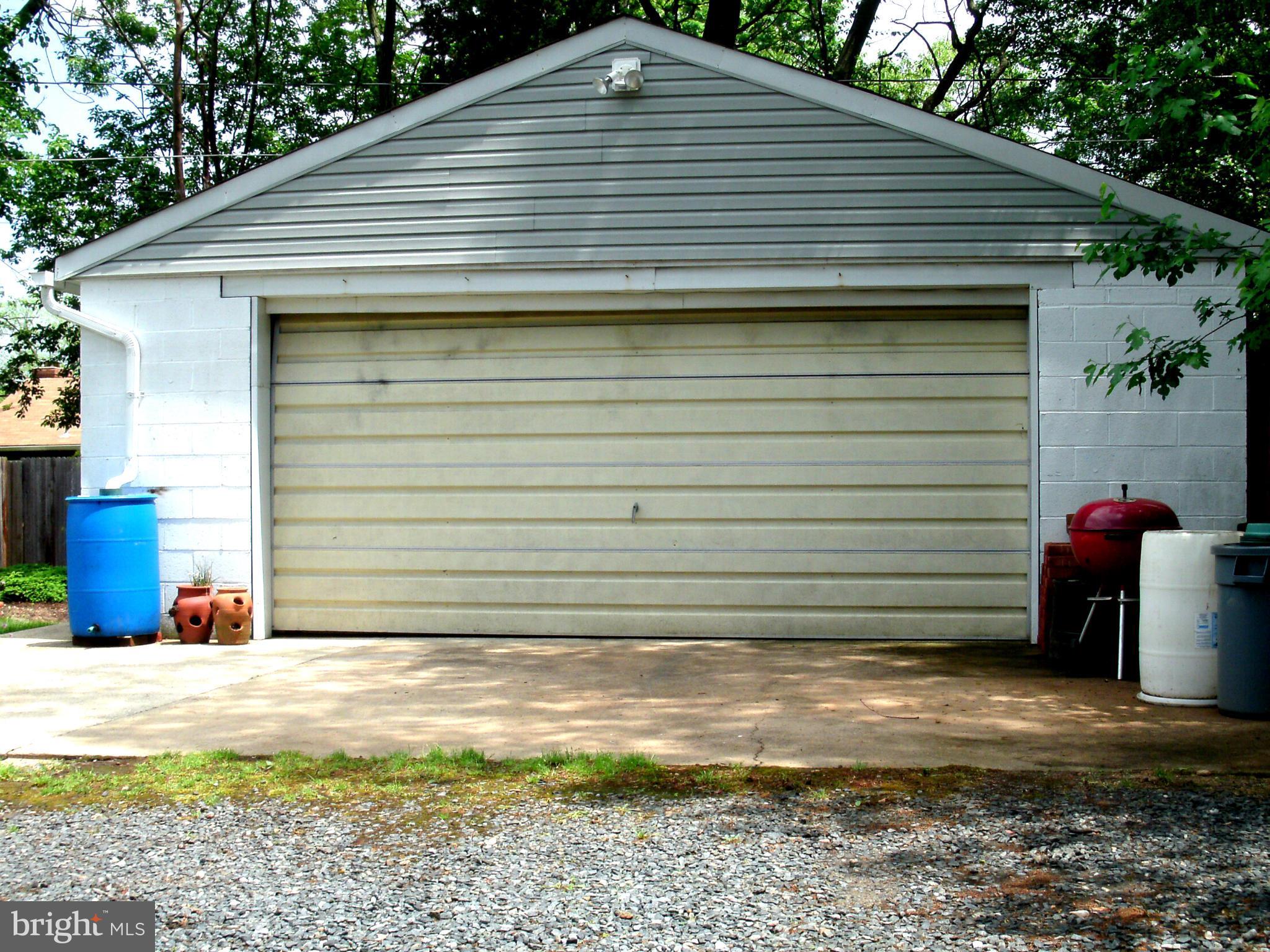 8203 Bon Air Road Baltimore, MD 21234 - Photo 18 of 20 Entrance to Oversized 4 Car Carage