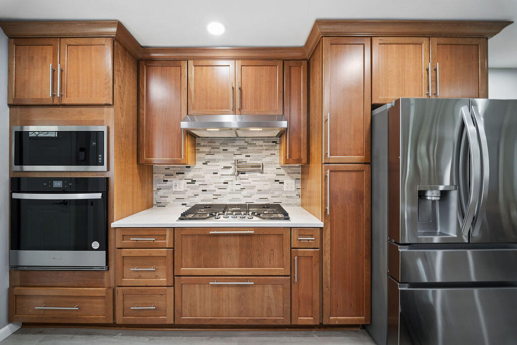 1022 Georgetown Road Michigan City, IN 46360 - Photo 3 of 22 1024x683