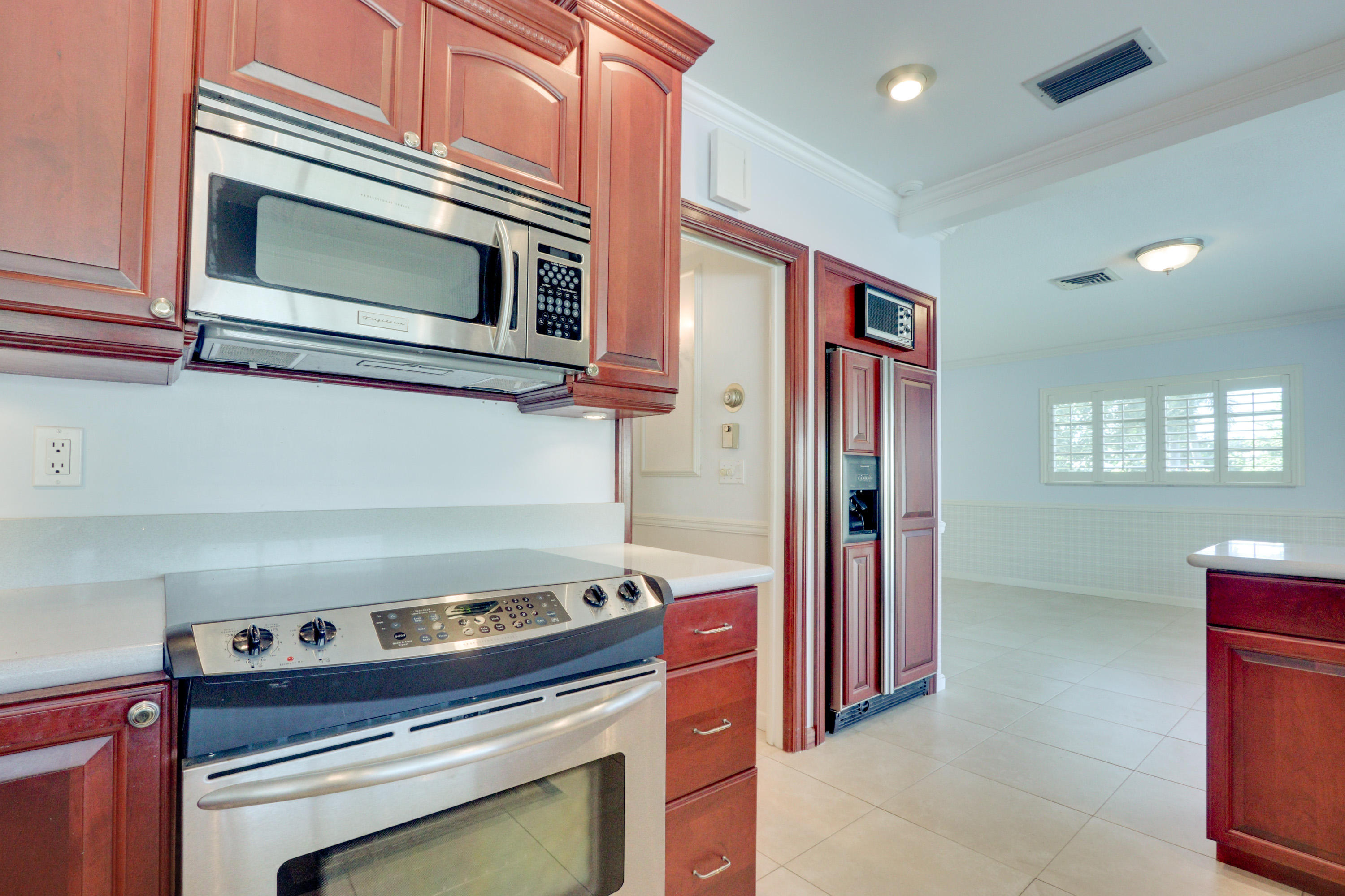 753 Bayberry Terrace Boca Raton, FL 33486 - Photo 15 of 33 Kitchen