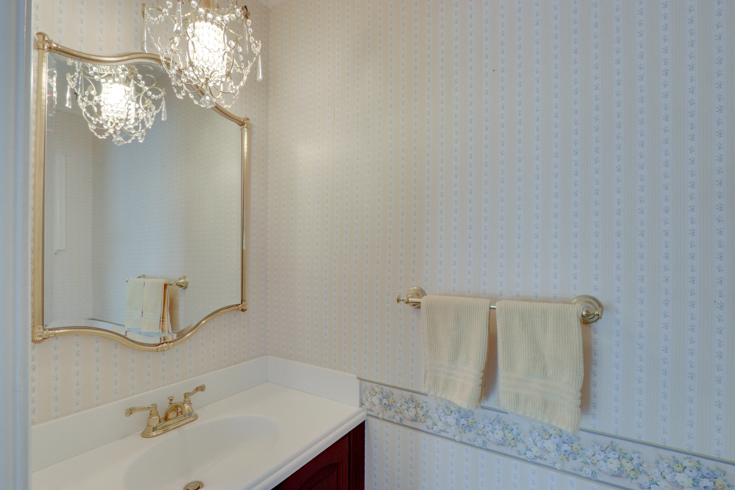 753 Bayberry Terrace Boca Raton, FL 33486 - Photo 27 of 33 Half Bath off Family Room