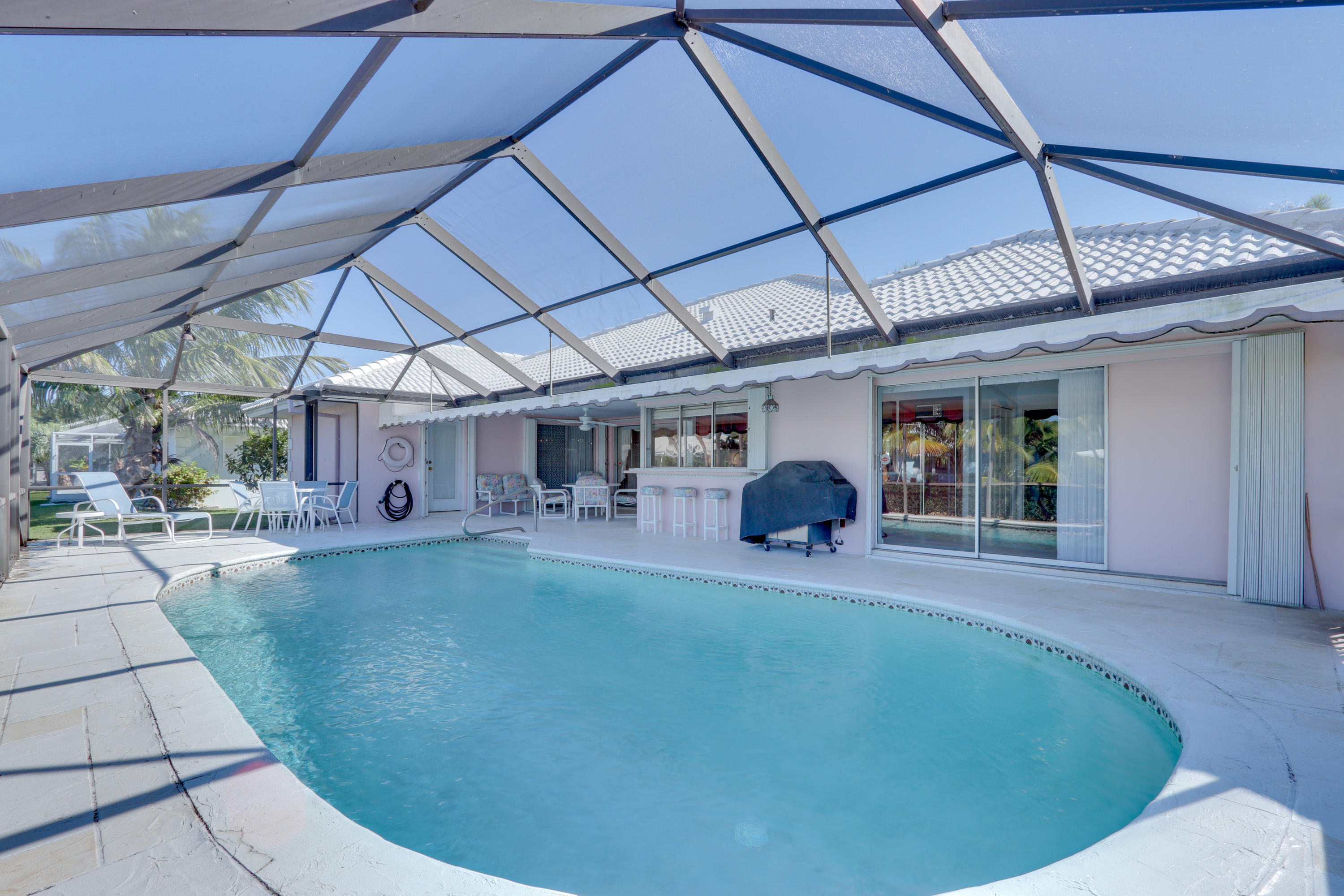 753 Bayberry Terrace Boca Raton, FL 33486 - Photo 28 of 33 Pool / Patio