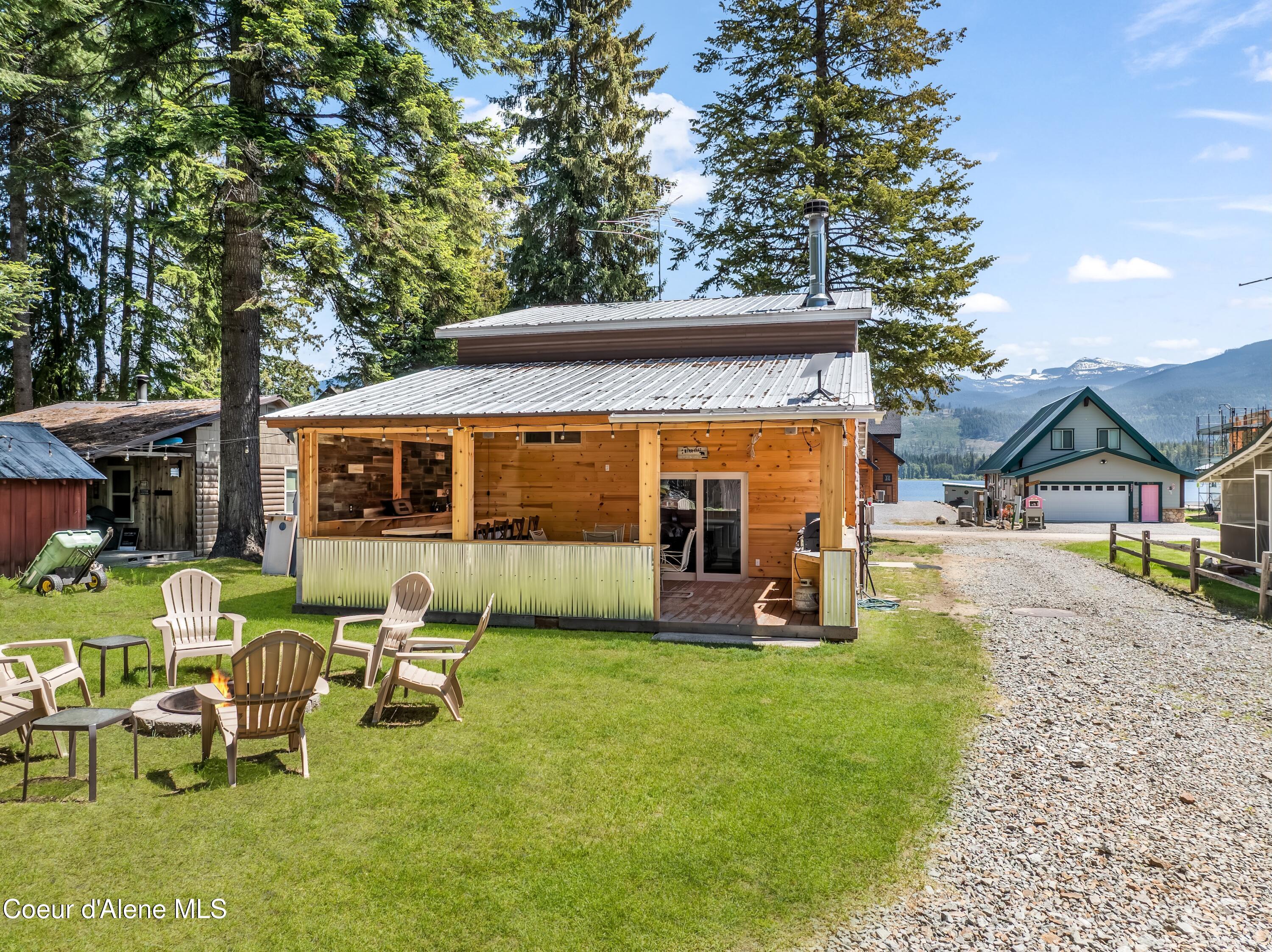212 South Granite Bay Road Nordman, ID 83848 - Photo 11 of 41 Back of House