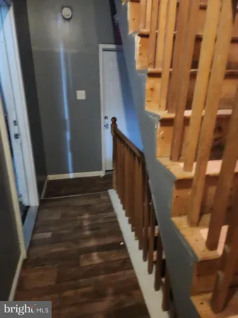 a view of an entryway