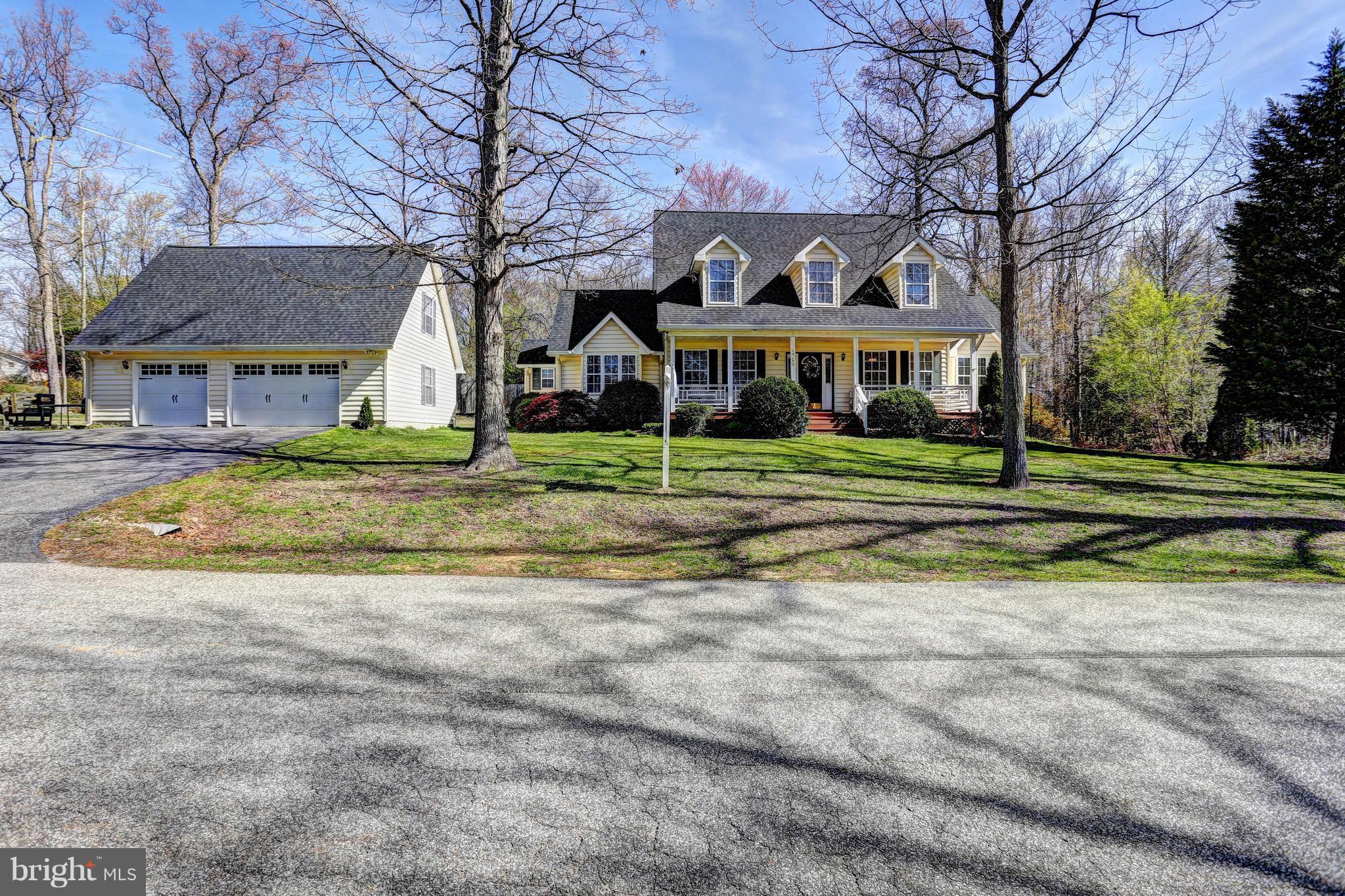 1700 Perry Cove Road Pasadena, MD 21122 - Photo 2 of 30 Lovely Cape Cod with large garage.