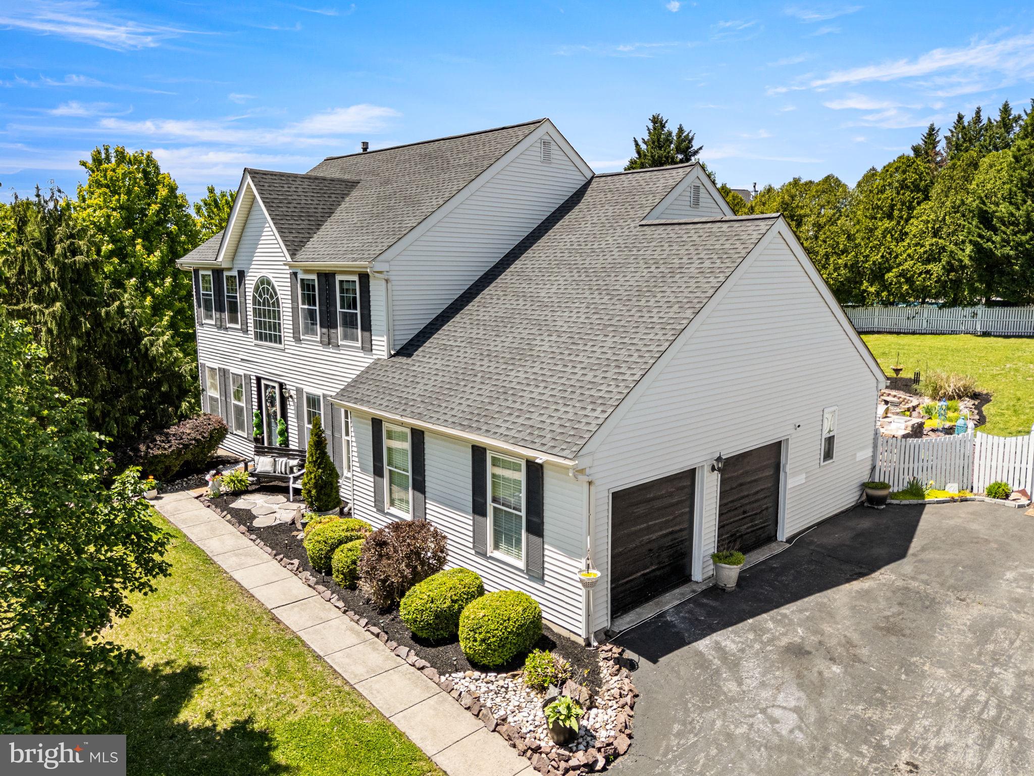 247 Green Tree Road Phoenixville, PA 19460 - Photo 2 of 57
