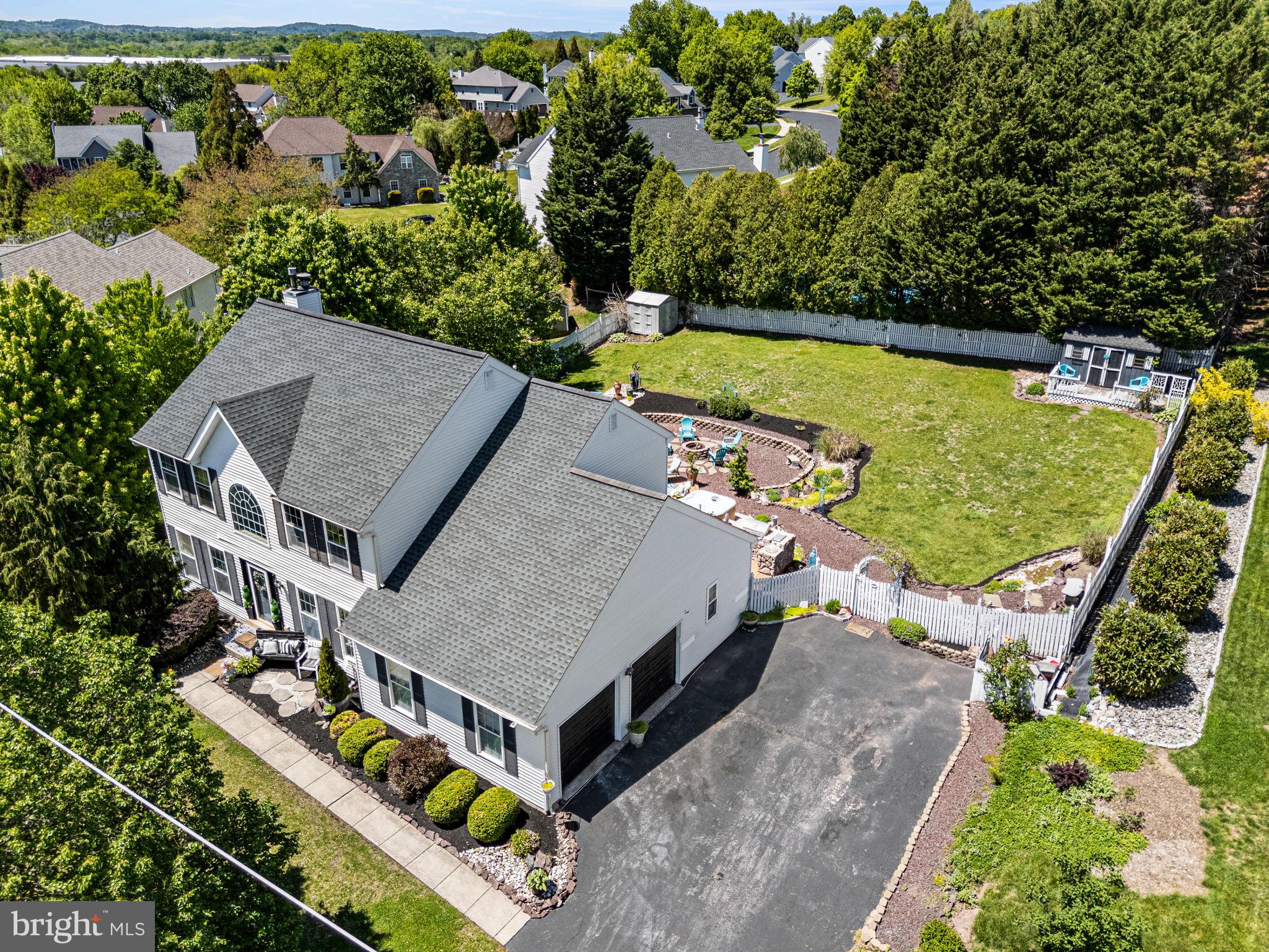 247 Green Tree Road Phoenixville, PA 19460 - Photo 3 of 57
