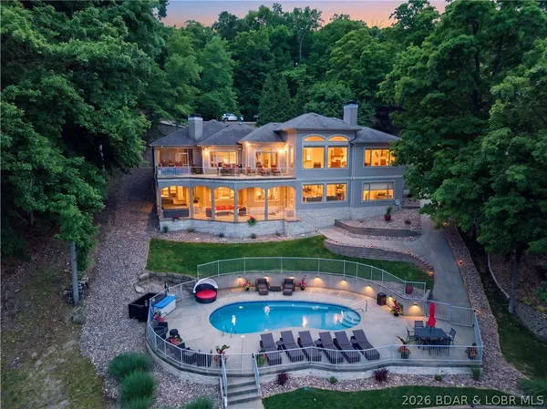 $2,890,000 | 1453 Grand View Drive, Sunrise Beach, MO 65079