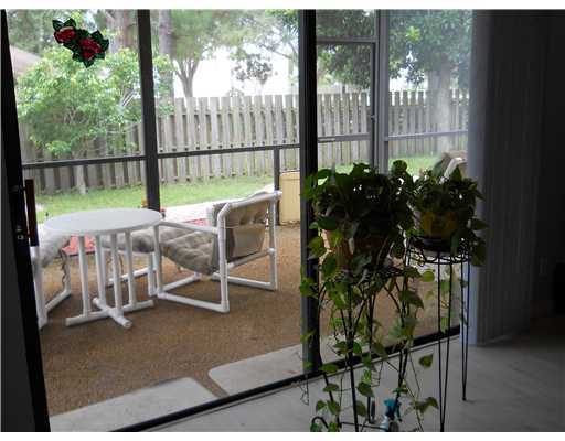 184 Greentree Circle Jupiter, FL 33458 - Photo 10 of 17 Additional Photo