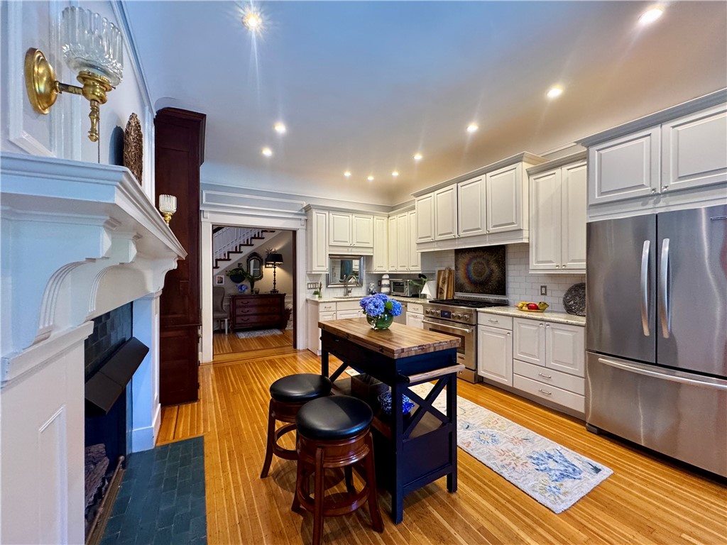 24 Walnut Street Pawtucket, RI 02860 - Photo 10 of 50