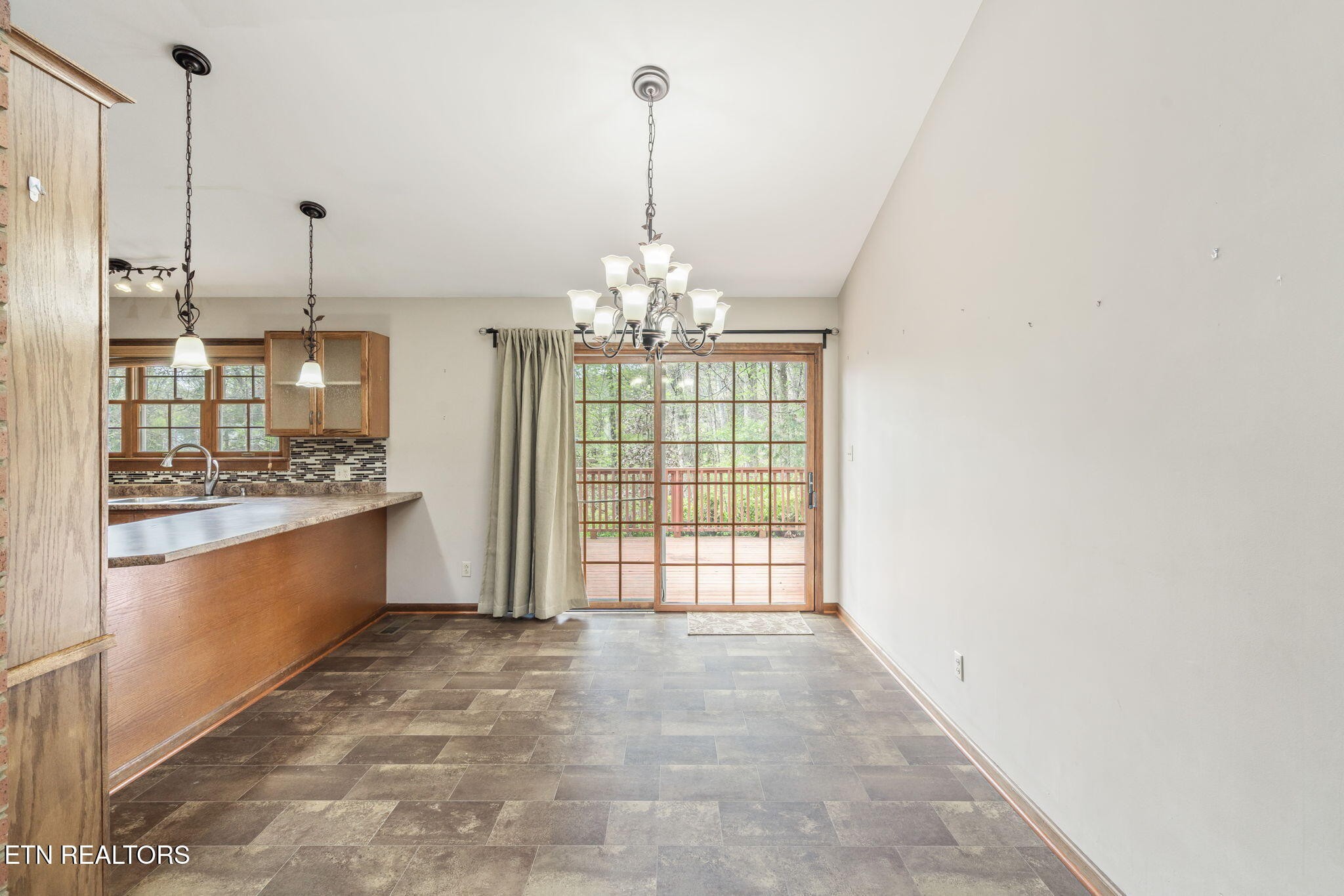 8005 Whitestone Road Knoxville, TN 37938 - Photo 15 of 52 Gallery Image 15