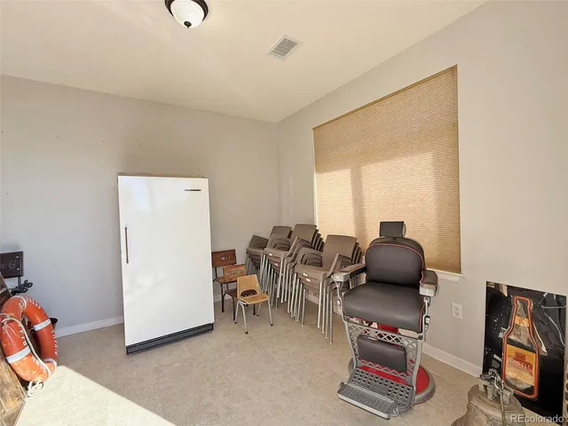 a car parked in front of a building