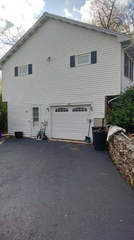 260 Ridge Street Arlington, MA 02474 - Photo 2 of 8 Gallery Image 2