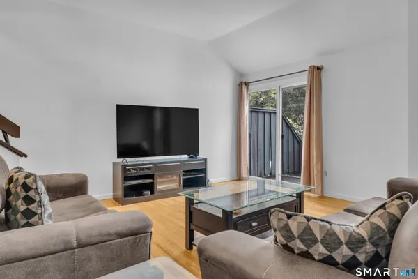 $269,900 | 173 Natchaug Drive, Unit 173, Meriden, CT 06450