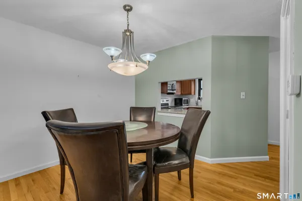 $269,900 | 173 Natchaug Drive, Unit 173, Meriden, CT 06450