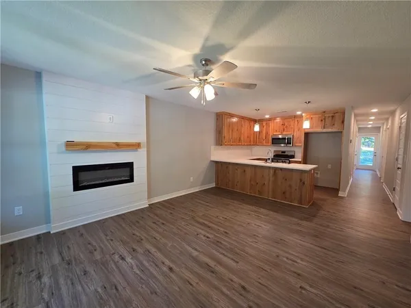 $439,800 | 30-32 East 7th Street, Adrian, MO 64720