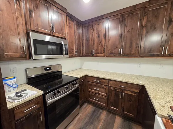 $439,800 | 30-32 East 7th Street, Adrian, MO 64720