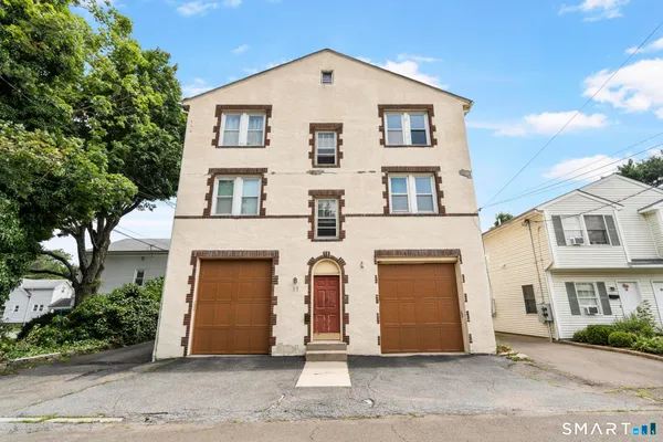 $2,400,000 | 11 Columbus Avenue, Greenwich, CT 06830