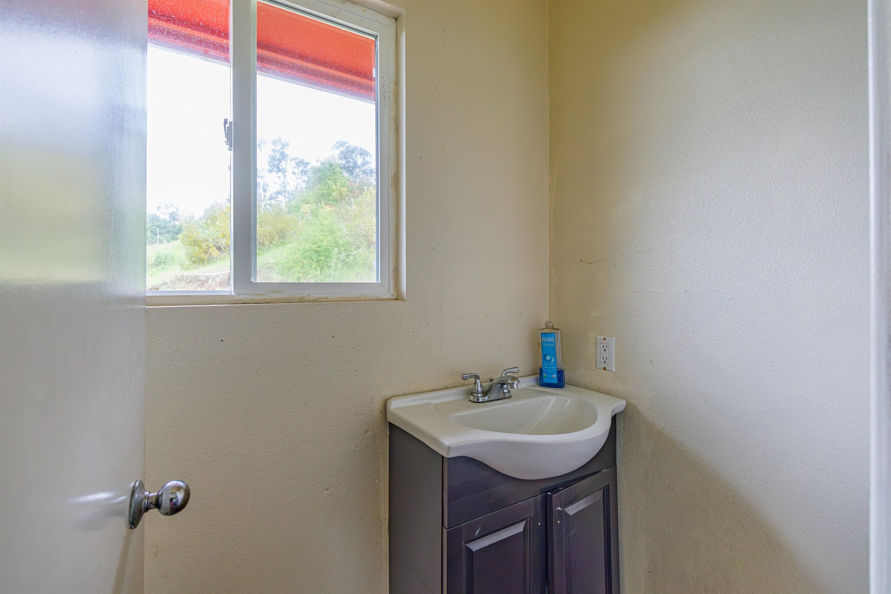 1587 Polipoli Road Kula, HI 96790 - Photo 35 of 41 Gallery Image 35