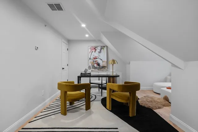 $1,190,000 | 5 Chatham Way, Unit 5A, Watertown, MA 02472