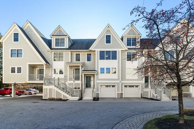 $1,190,000 | 5 Chatham Way, Unit 5A, Watertown, MA 02472
