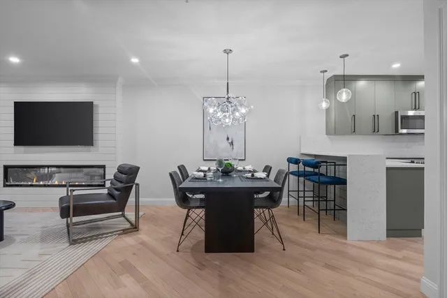 $1,190,000 | 5 Chatham Way, Unit 5A, Watertown, MA 02472