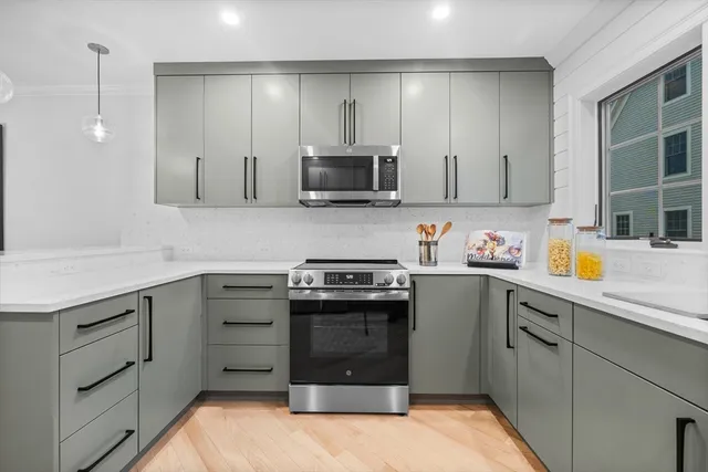 $1,190,000 | 5 Chatham Way, Unit 5A, Watertown, MA 02472